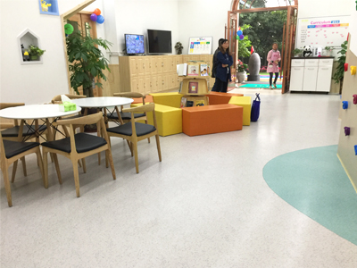 麗杰2.0復(fù)合密實底地膠 幼兒園培訓機構(gòu)專用